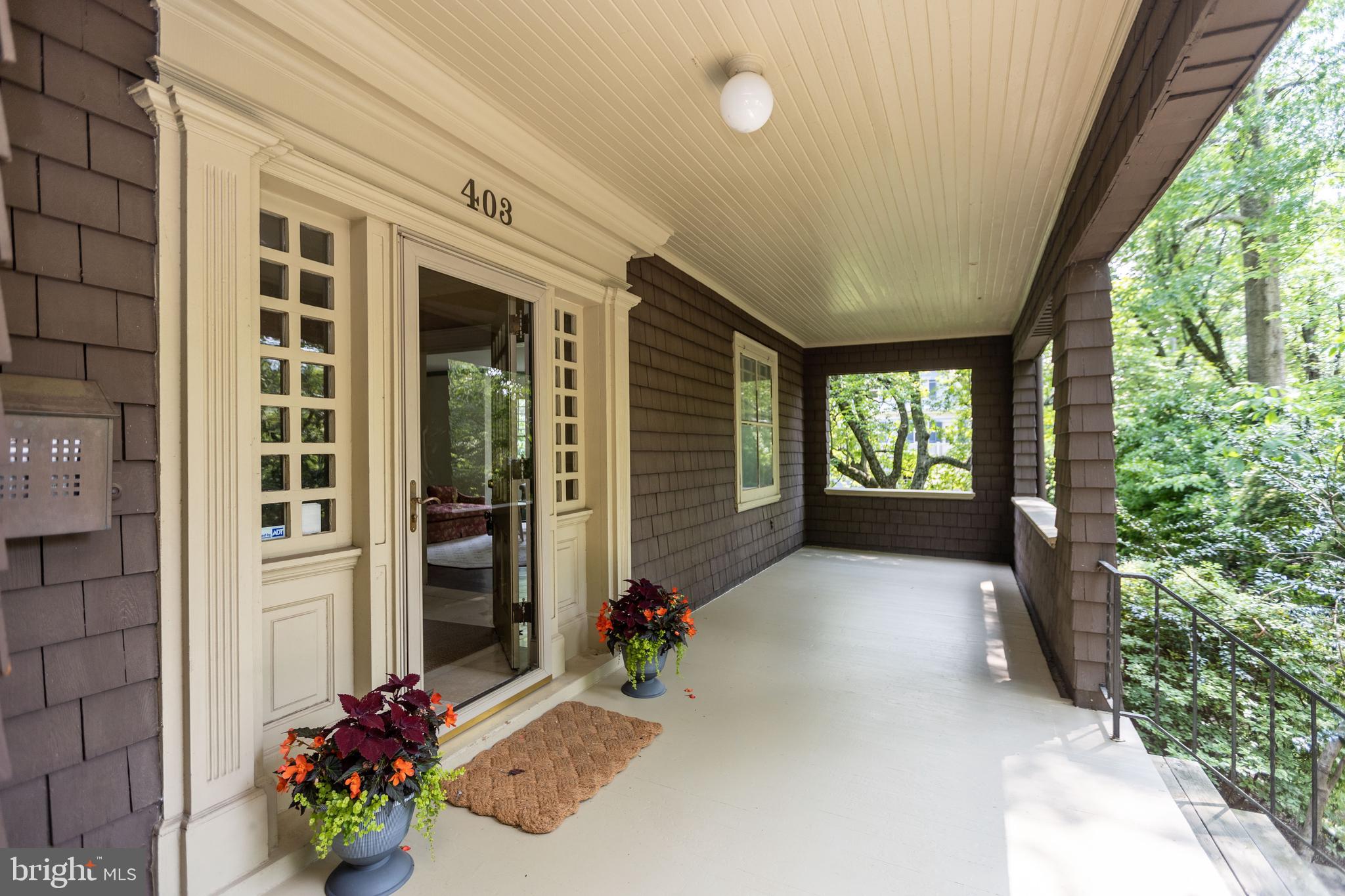 ROLAND PARK - Residential