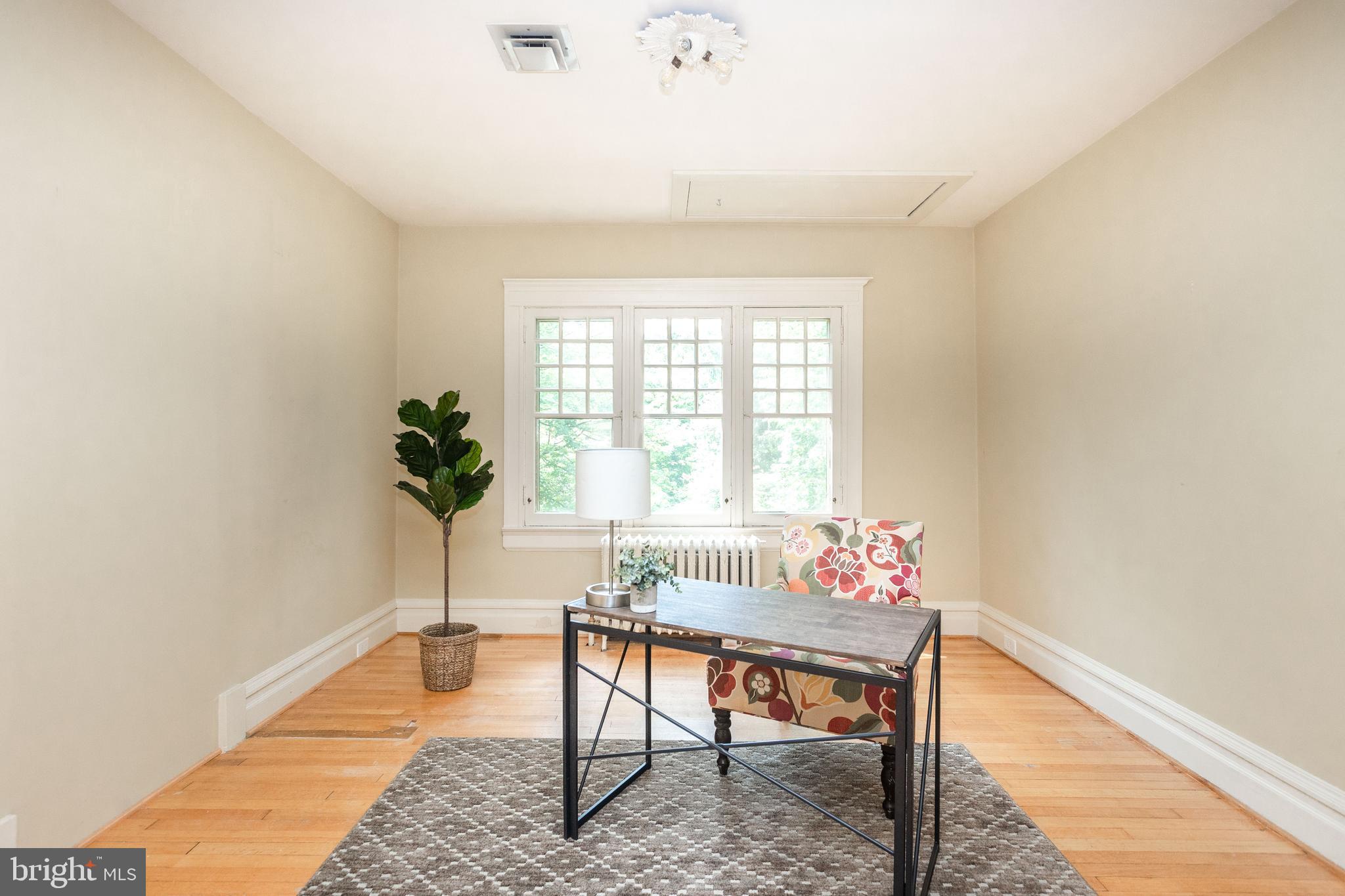 ROLAND PARK - Residential