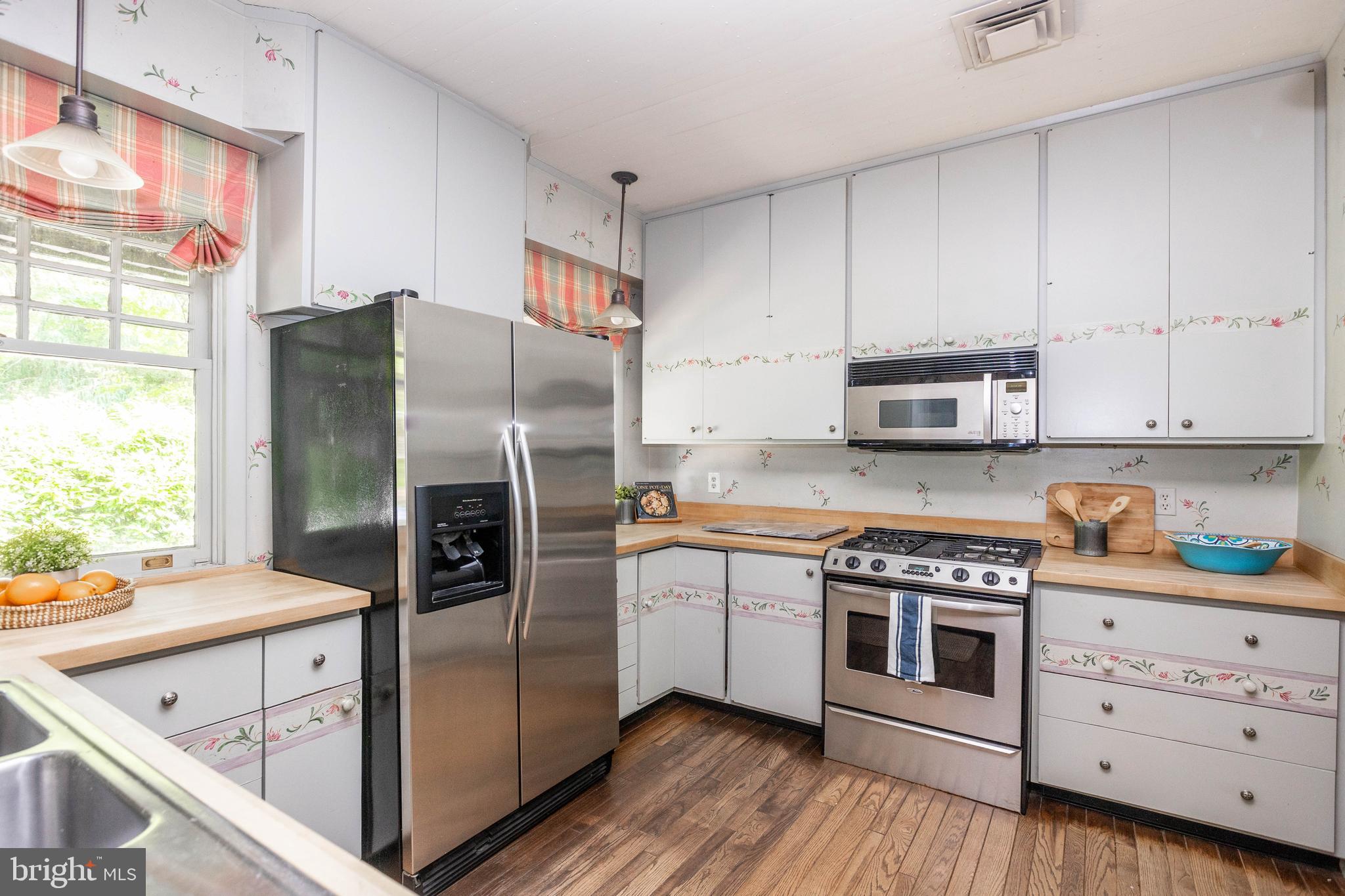 ROLAND PARK - Residential