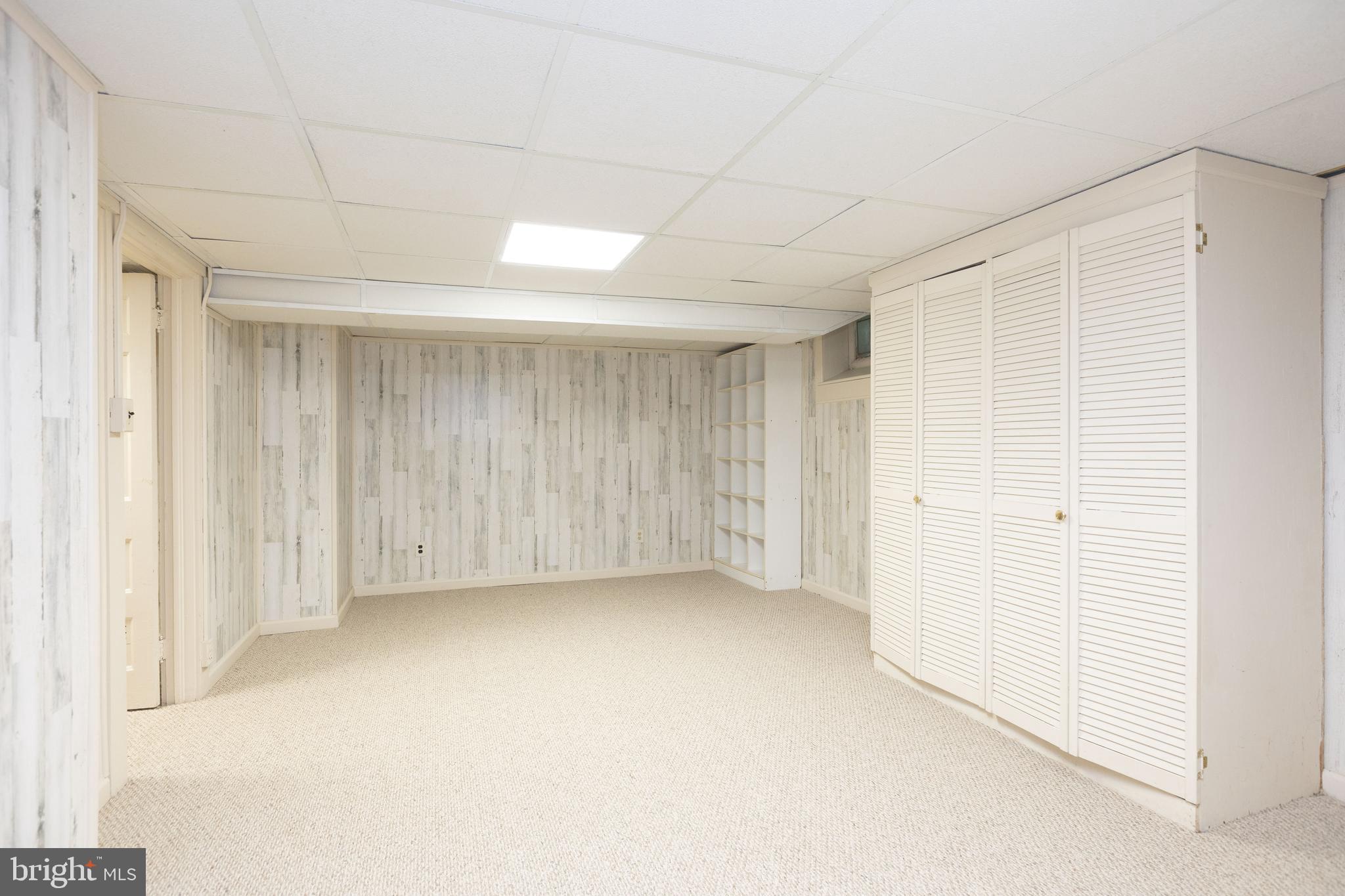 ROLAND PARK - Residential