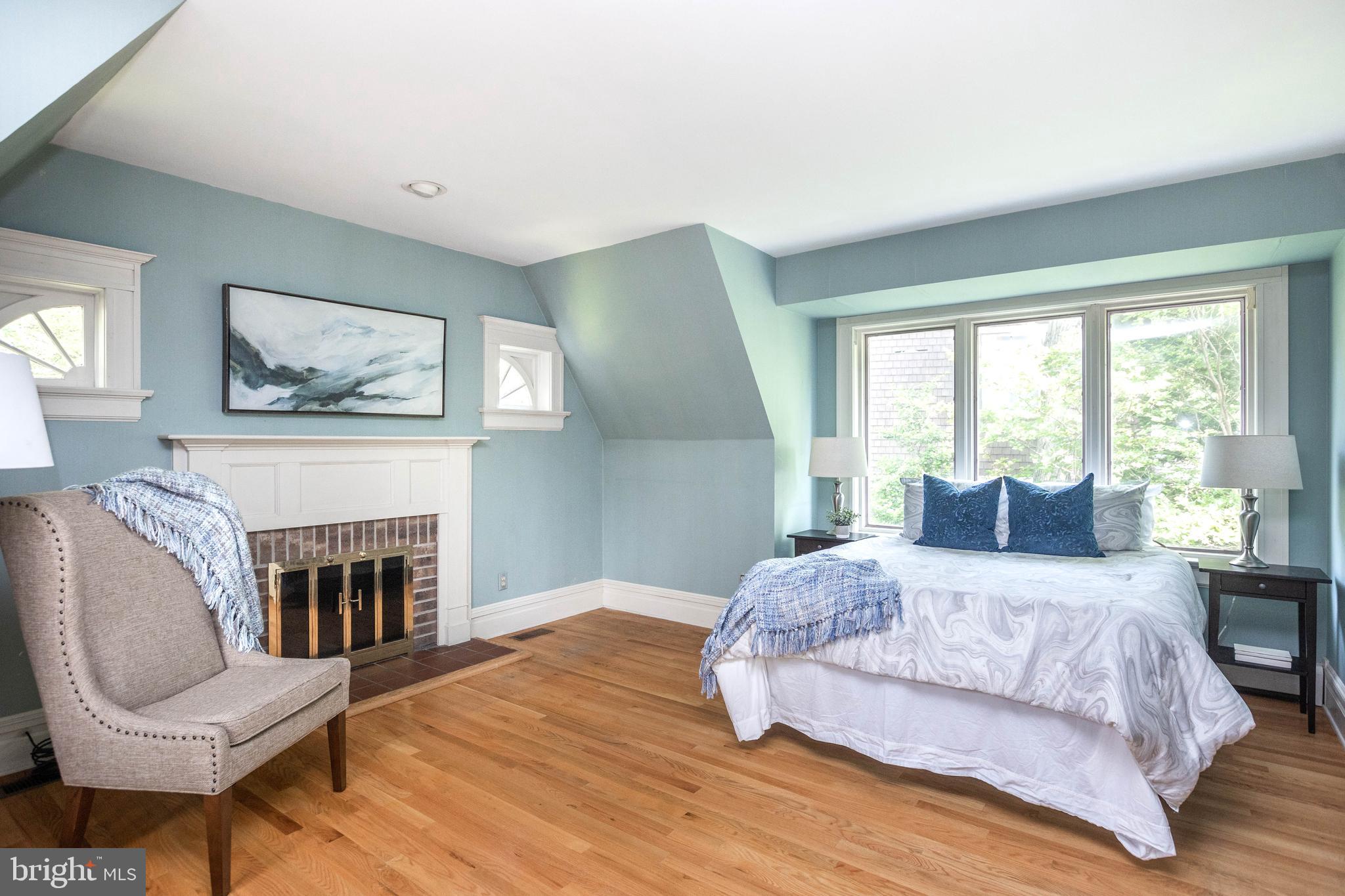 ROLAND PARK - Residential