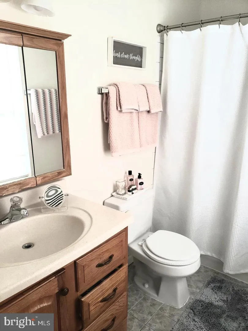 Woodbridge, Virginia 22192, United States, 3 Bedrooms Bedrooms, ,3 BathroomsBathrooms,Residential,Pending,3624