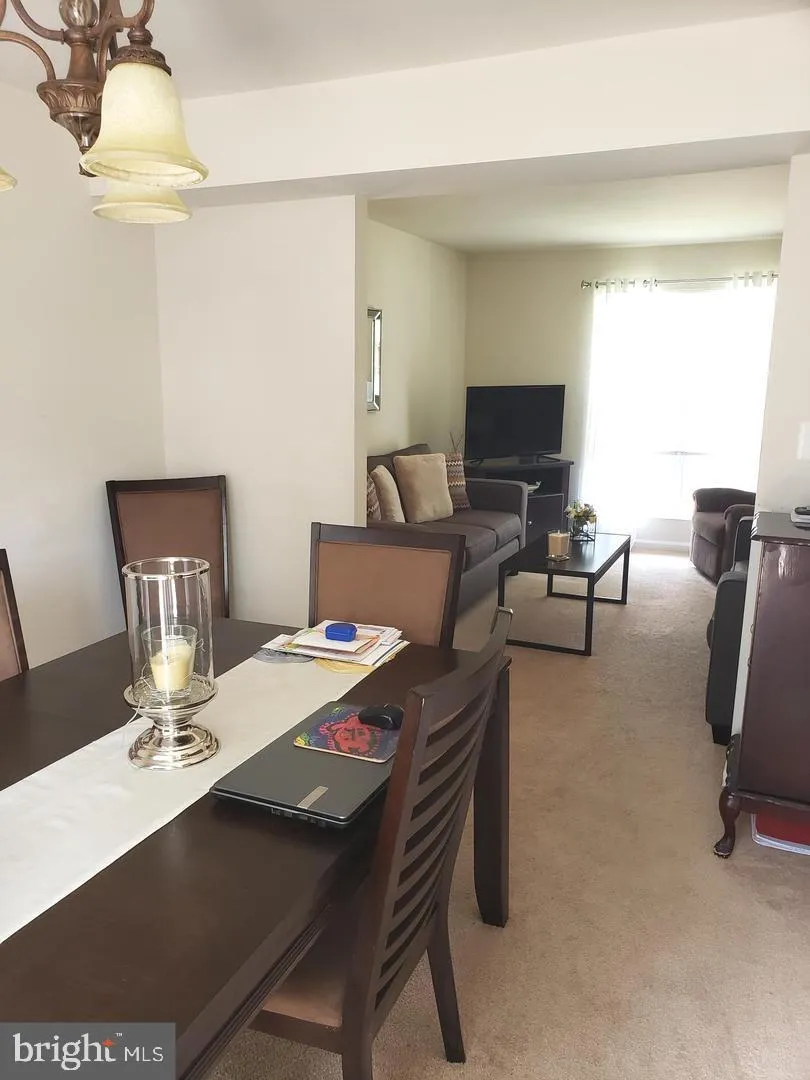 Woodbridge, Virginia 22192, United States, 3 Bedrooms Bedrooms, ,3 BathroomsBathrooms,Residential,Pending,3624