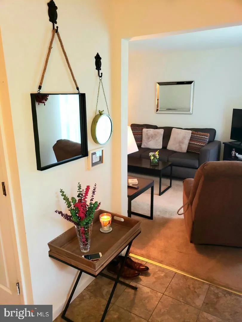 Woodbridge, Virginia 22192, United States, 3 Bedrooms Bedrooms, ,3 BathroomsBathrooms,Residential,Pending,3624