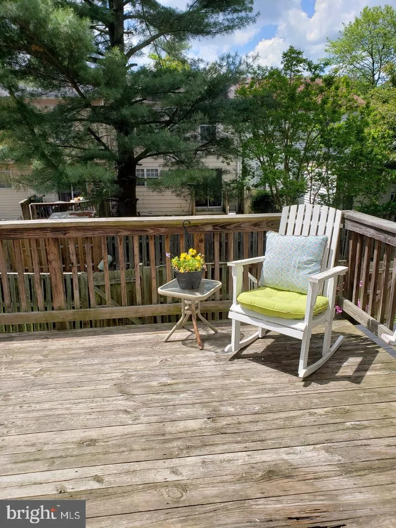 Woodbridge, Virginia 22192, United States, 3 Bedrooms Bedrooms, ,3 BathroomsBathrooms,Residential,Pending,3624