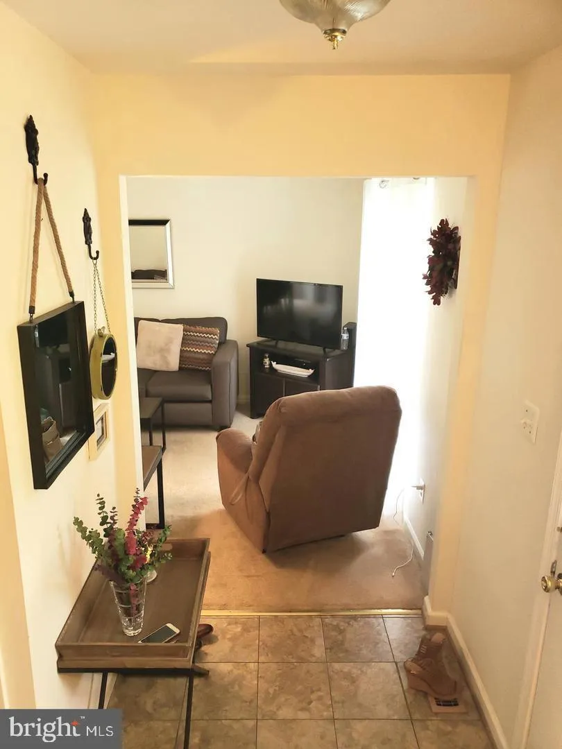 Woodbridge, Virginia 22192, United States, 3 Bedrooms Bedrooms, ,3 BathroomsBathrooms,Residential,Pending,3624