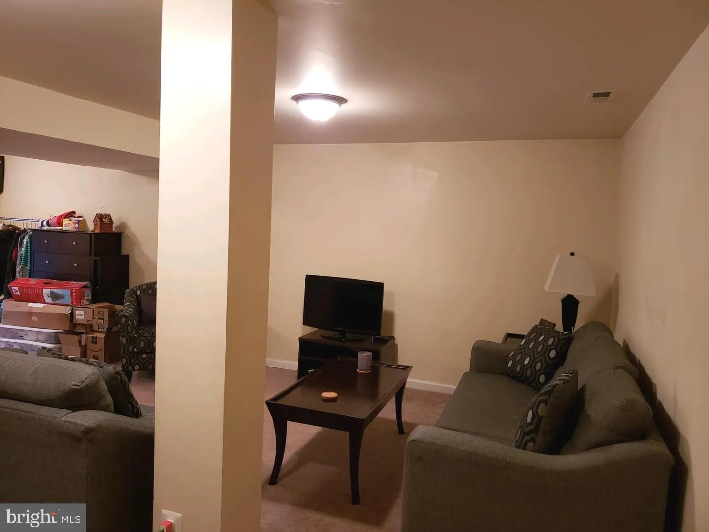 Woodbridge, Virginia 22192, United States, 3 Bedrooms Bedrooms, ,3 BathroomsBathrooms,Residential,Pending,3624