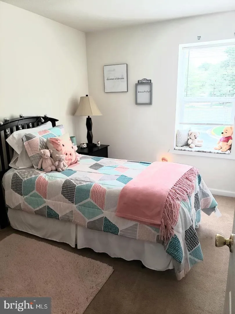 Woodbridge, Virginia 22192, United States, 3 Bedrooms Bedrooms, ,3 BathroomsBathrooms,Residential,Pending,3624