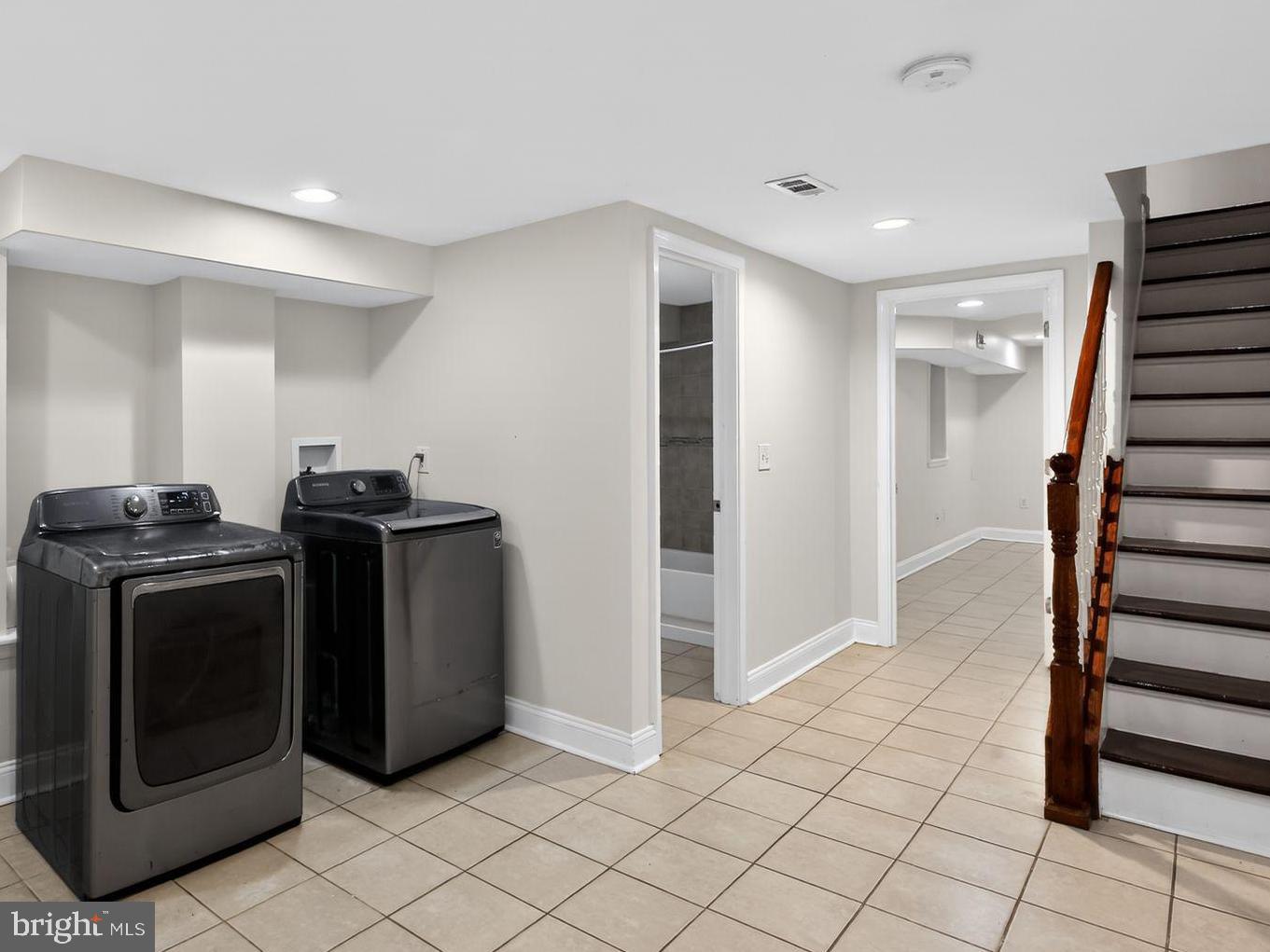 TEMPLE UNIVERSITY - Residential