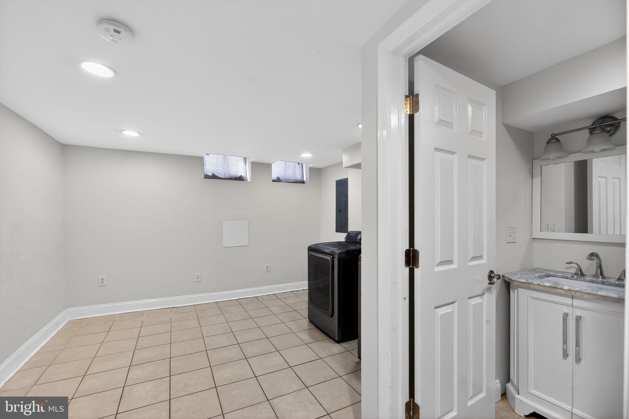 TEMPLE UNIVERSITY - Residential