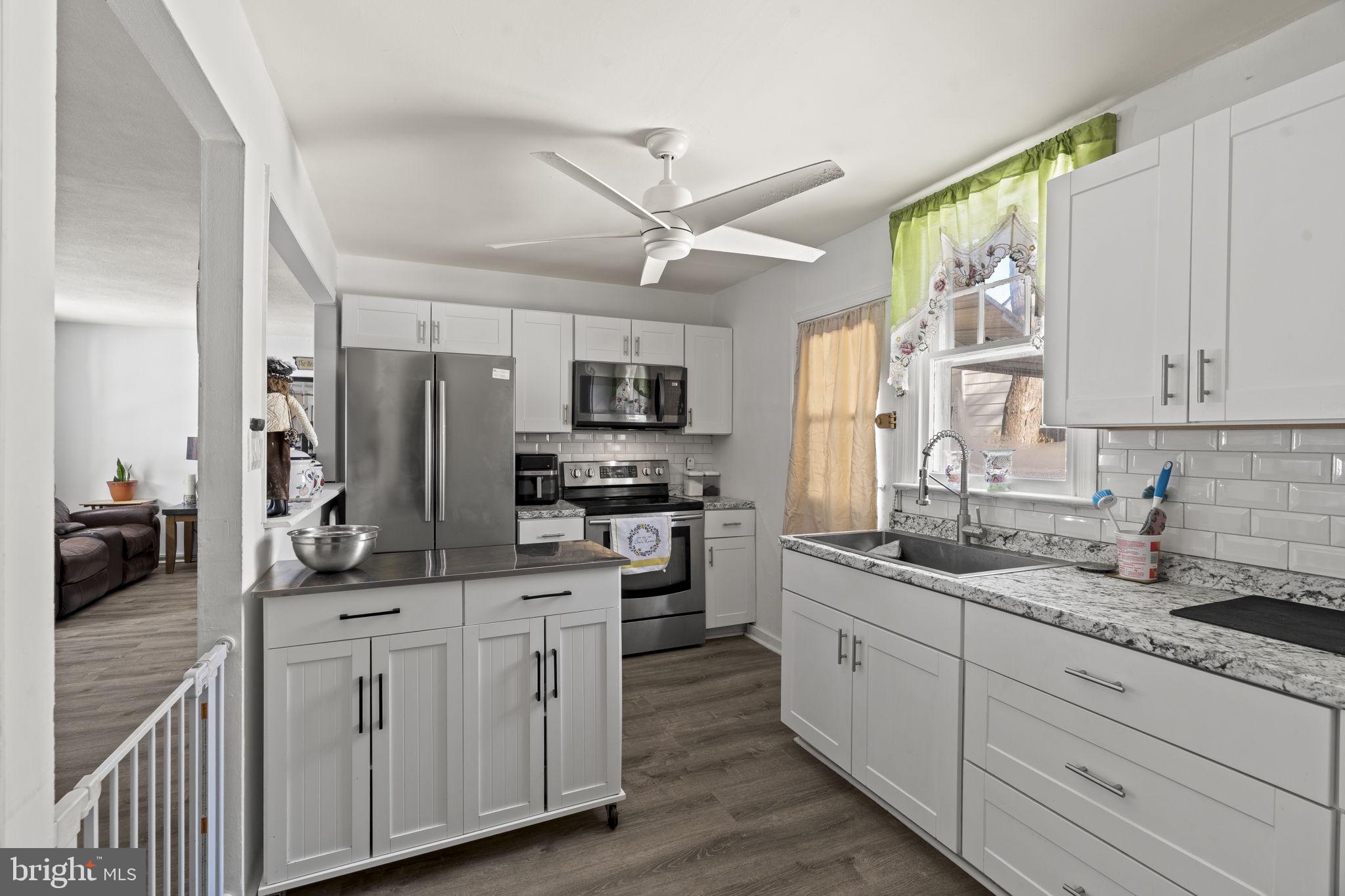 NORTH HILLS - Residential