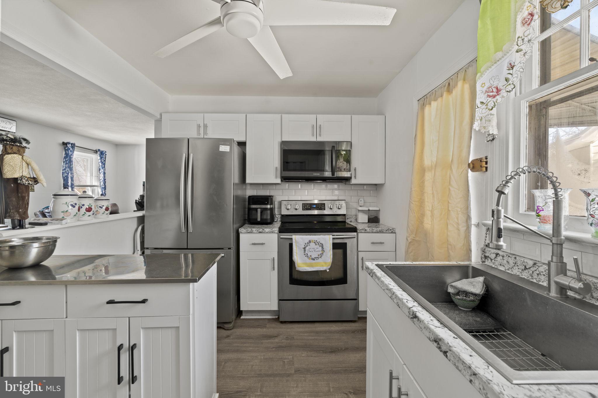 NORTH HILLS - Residential