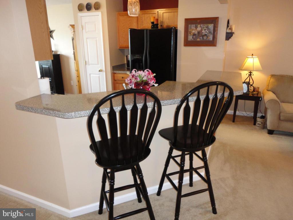 MANOR OAKS - Residential