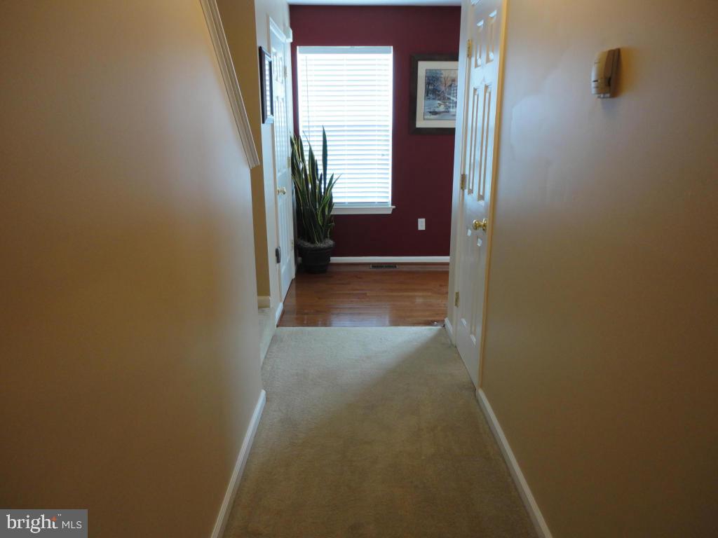 MANOR OAKS - Residential