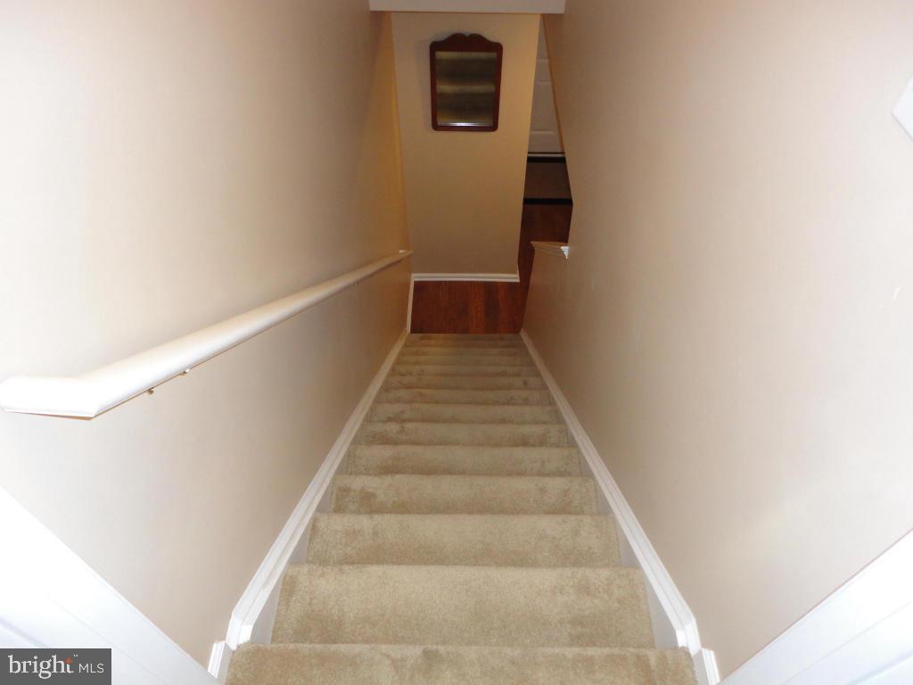 MANOR OAKS - Residential