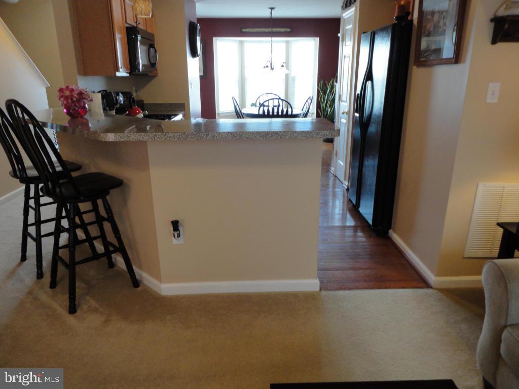 MANOR OAKS - Residential