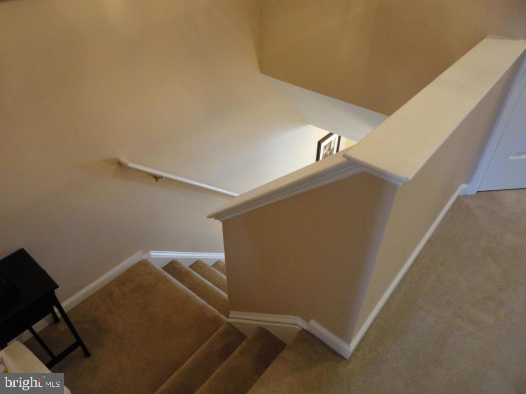 MANOR OAKS - Residential