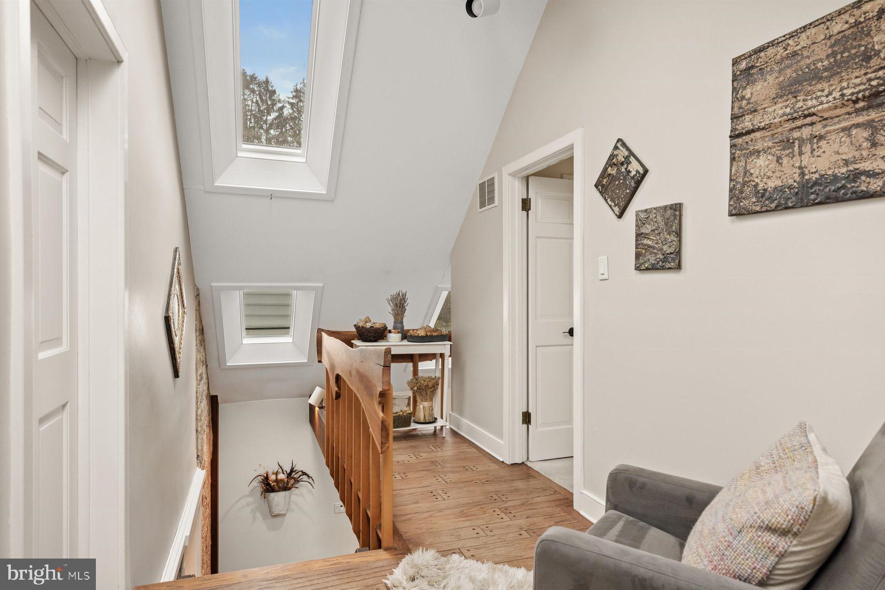 FORT WASHINGTON - Residential