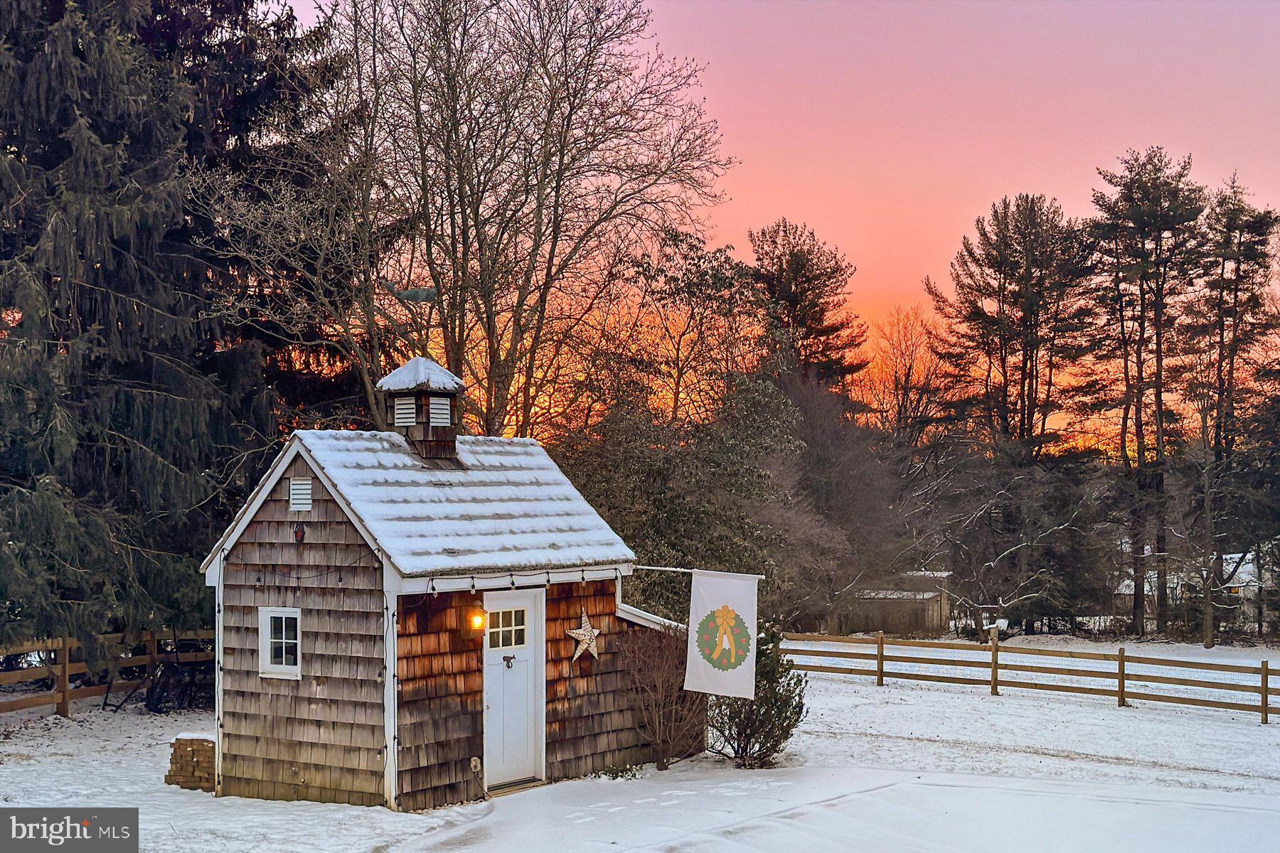 FORT WASHINGTON - Residential