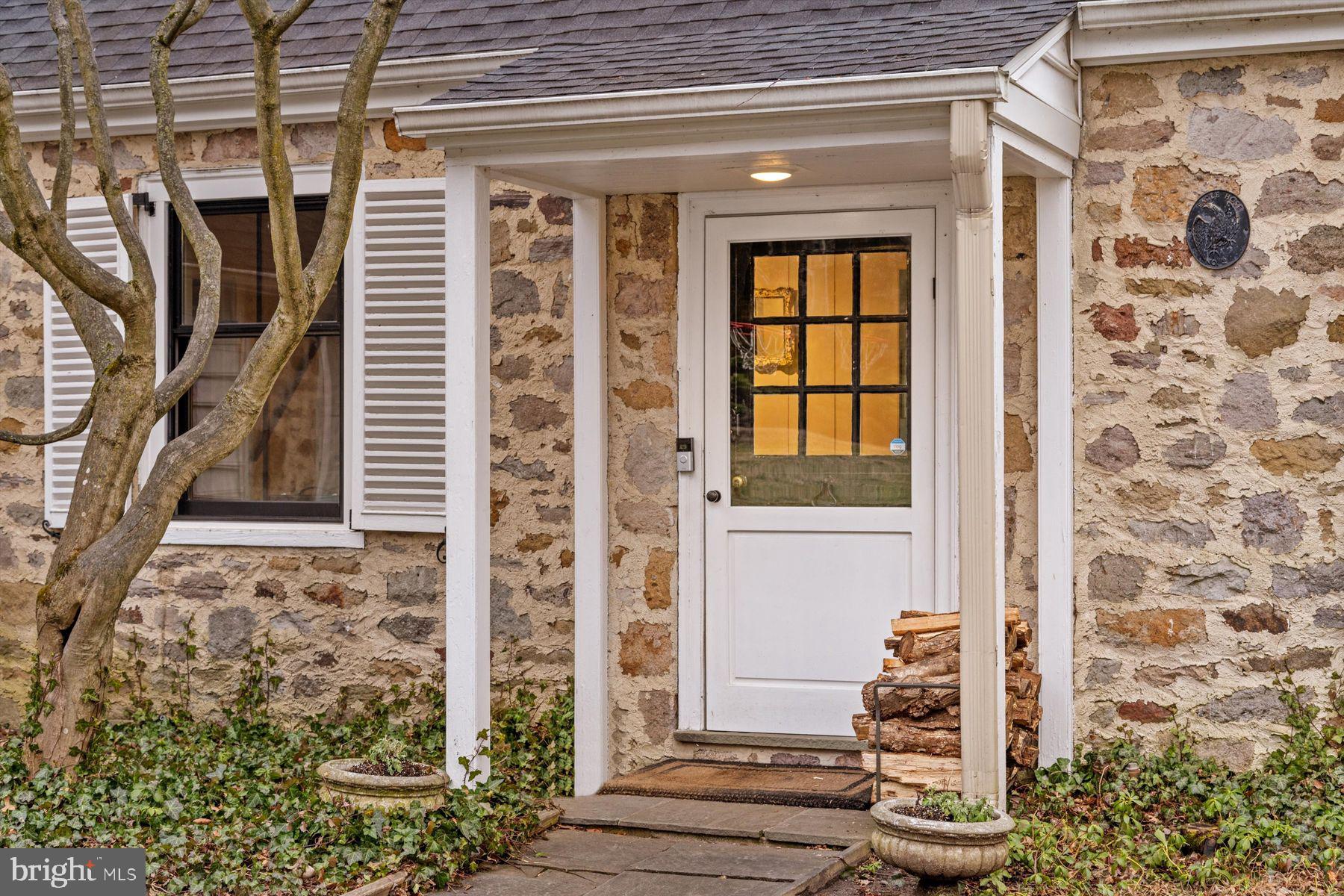 FORT WASHINGTON - Residential