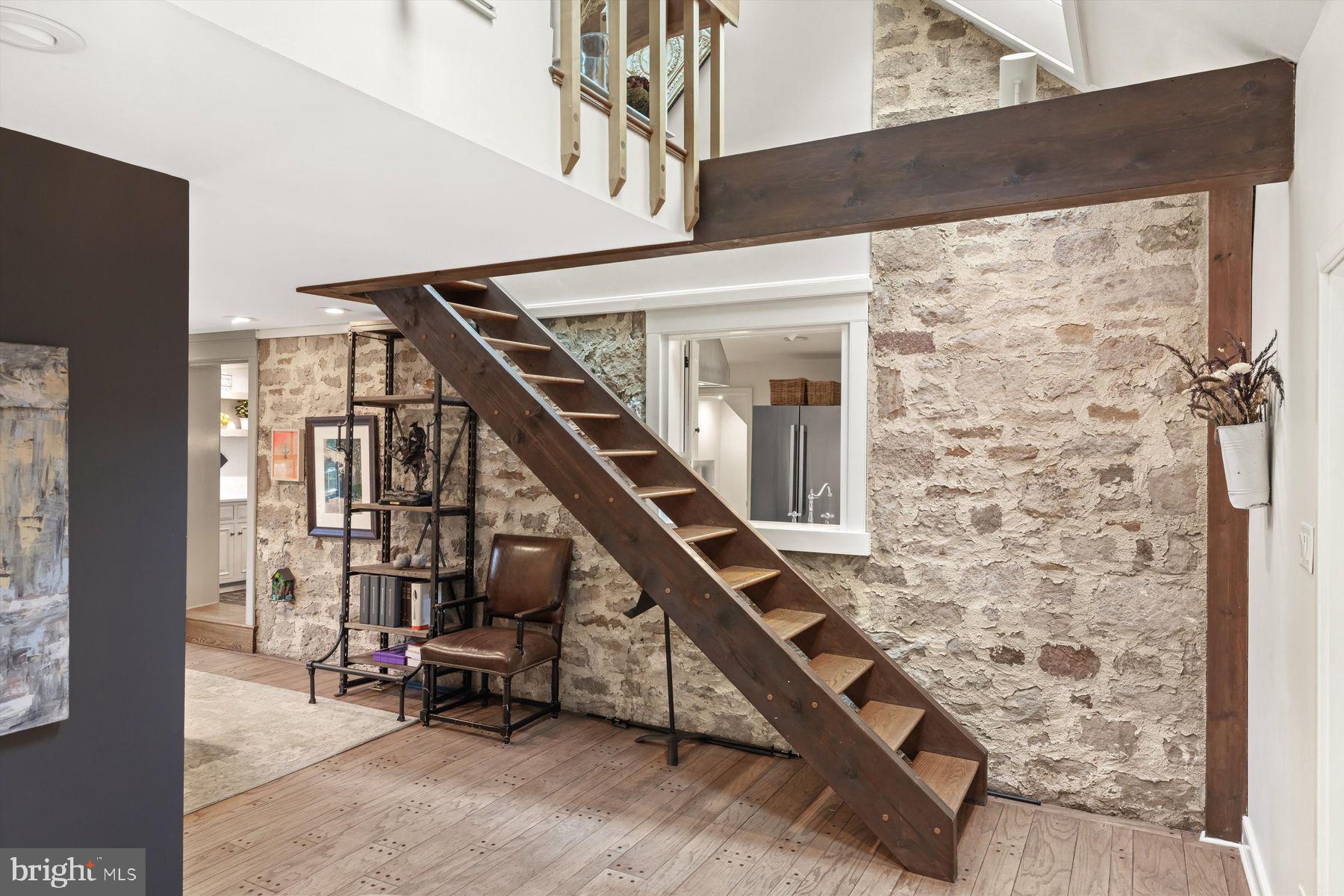 FORT WASHINGTON - Residential