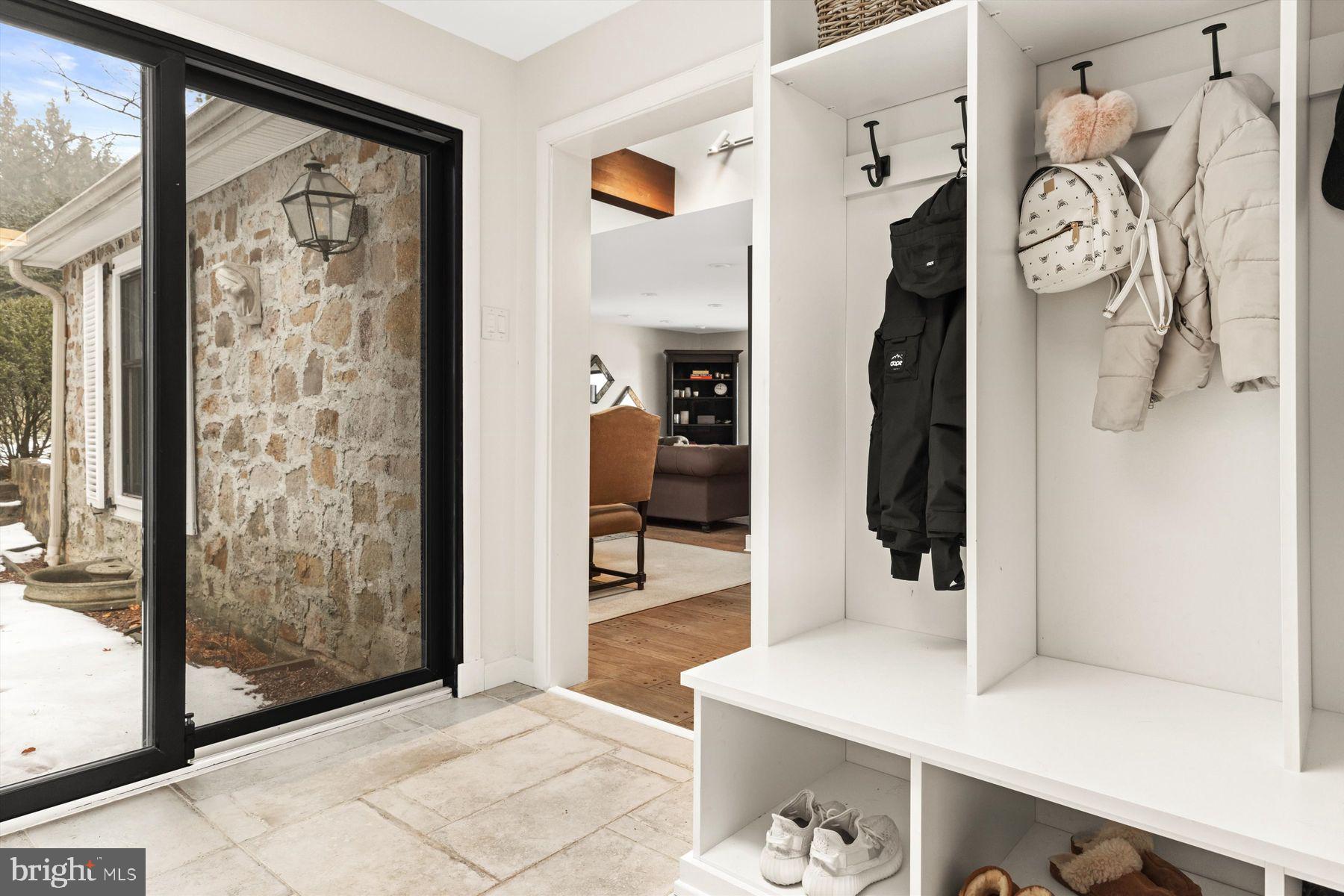 FORT WASHINGTON - Residential