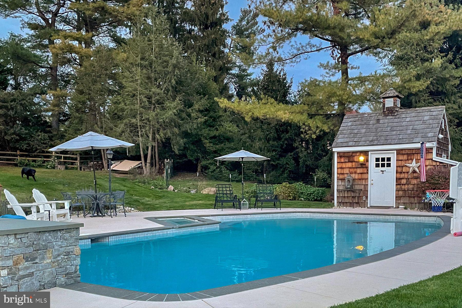 FORT WASHINGTON - Residential