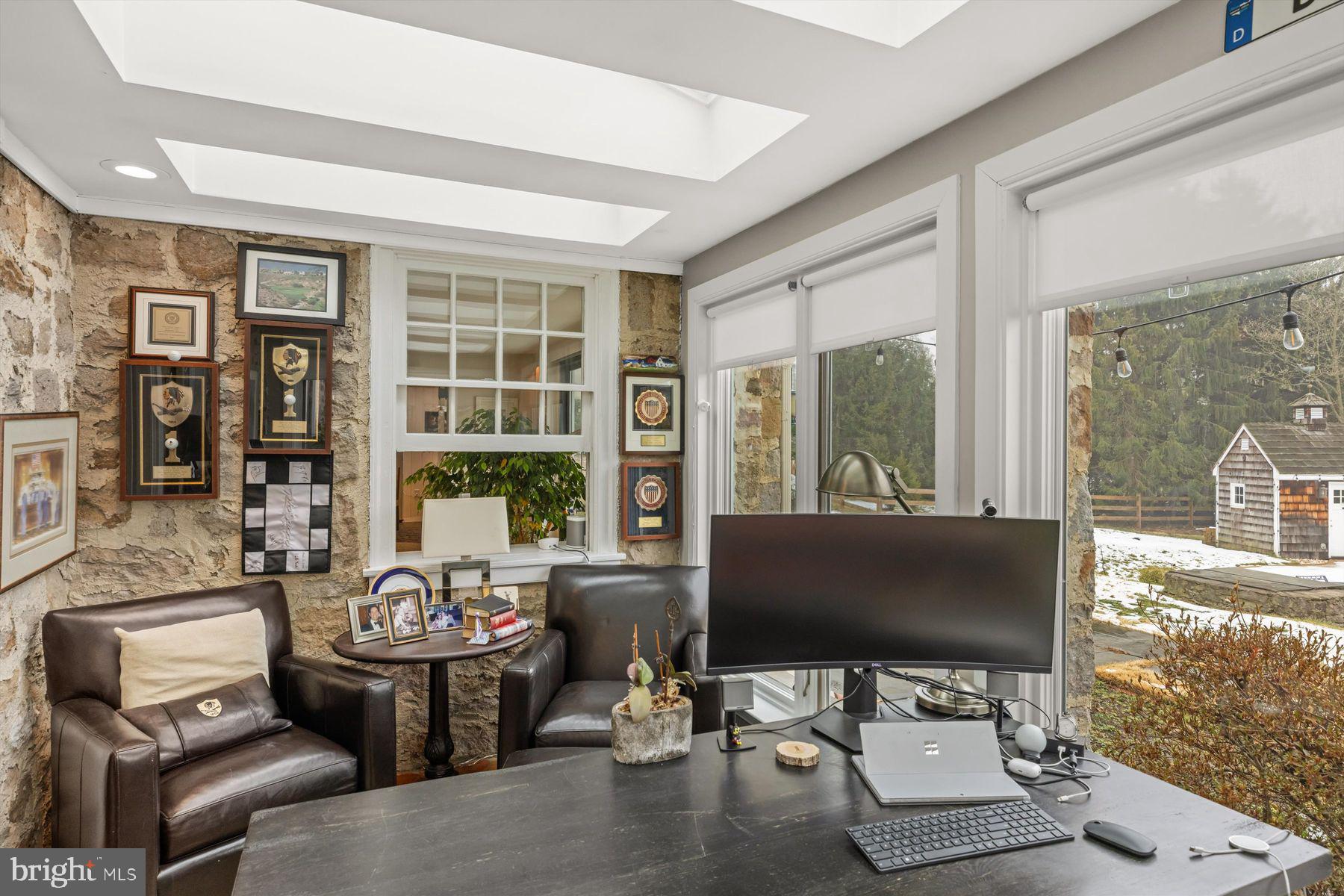 FORT WASHINGTON - Residential