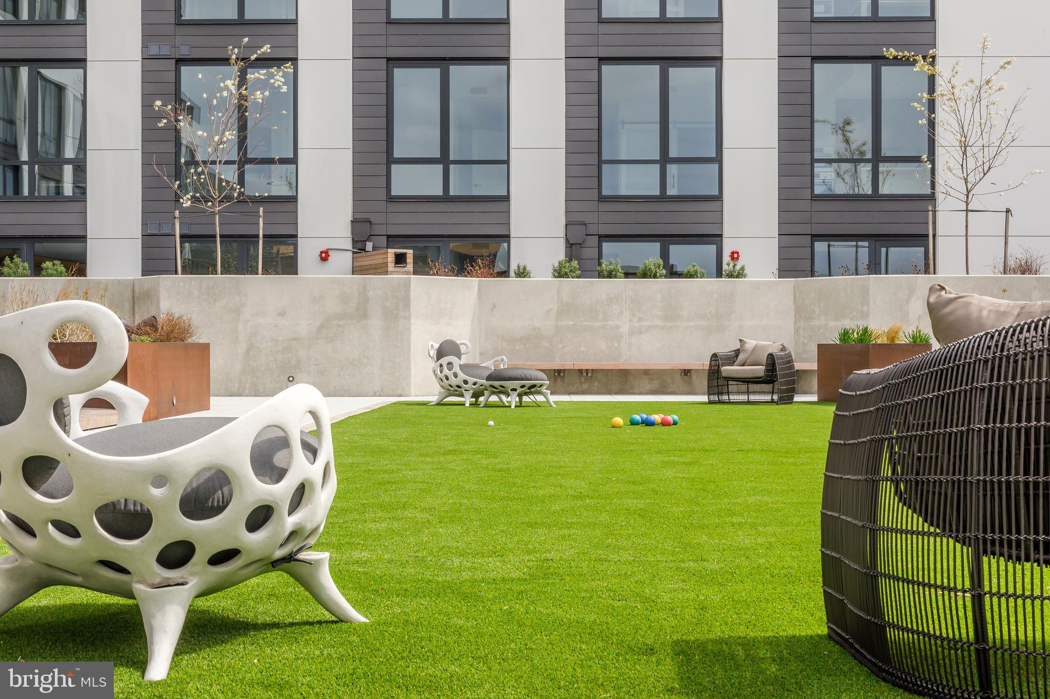 FALLS CHURCH CITY - Residential