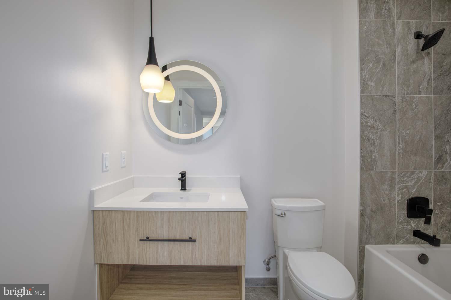 FALLS CHURCH CITY - Residential