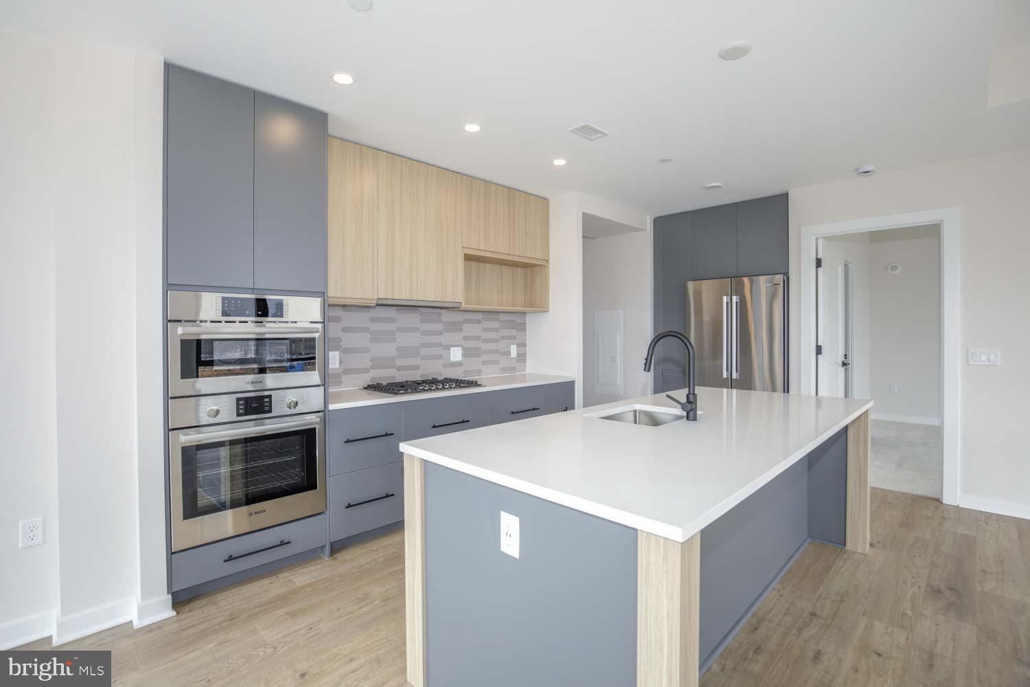 FALLS CHURCH CITY - Residential