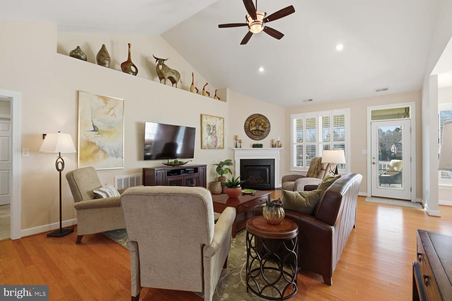 HILLS QUARTER - Residential