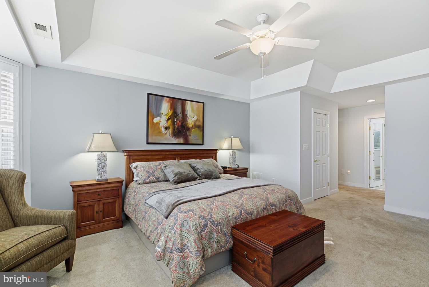 HILLS QUARTER - Residential