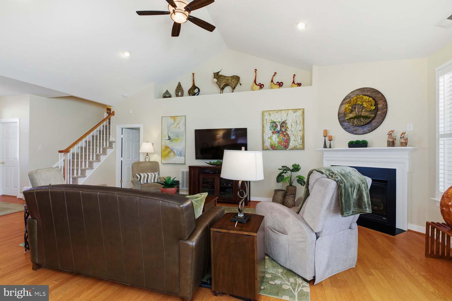 HILLS QUARTER - Residential