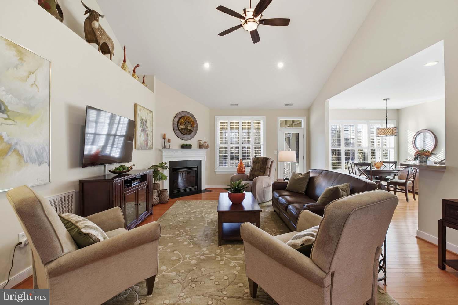 HILLS QUARTER - Residential