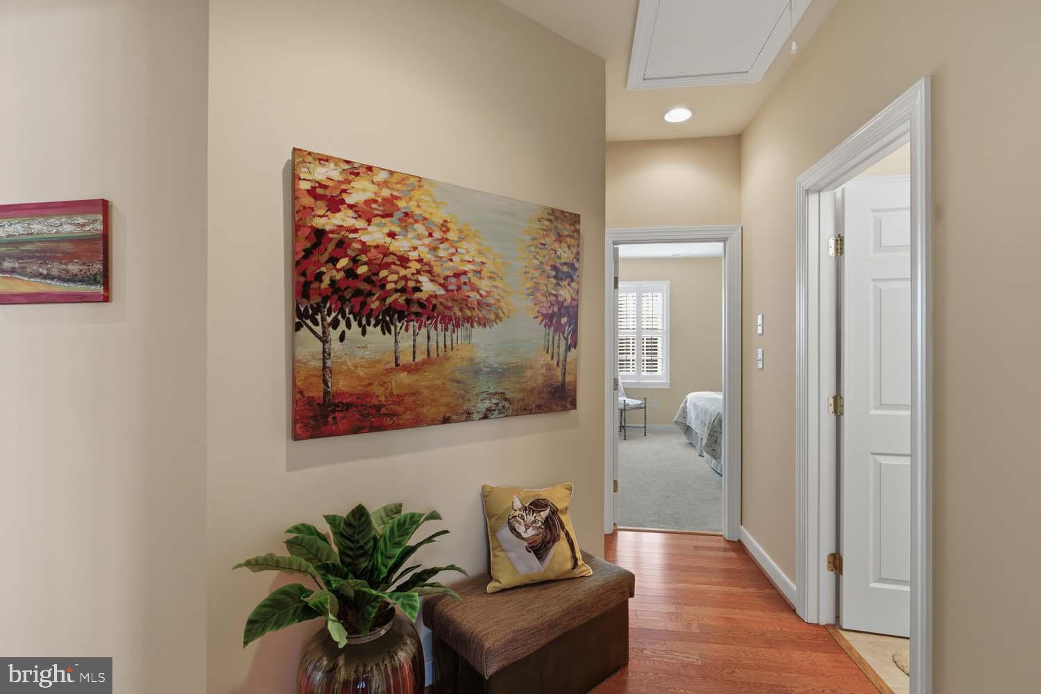 HILLS QUARTER - Residential