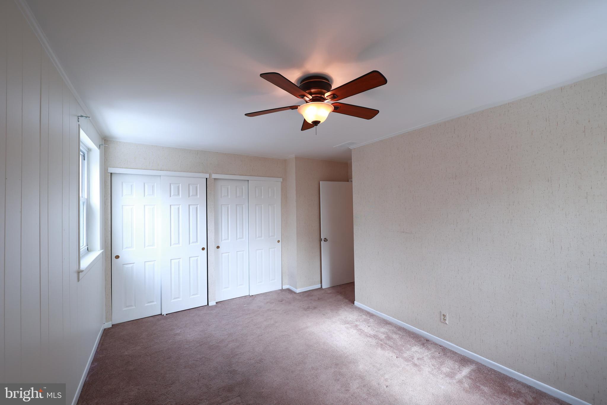 PHILADELPHIA (NORTHEAST) - Residential