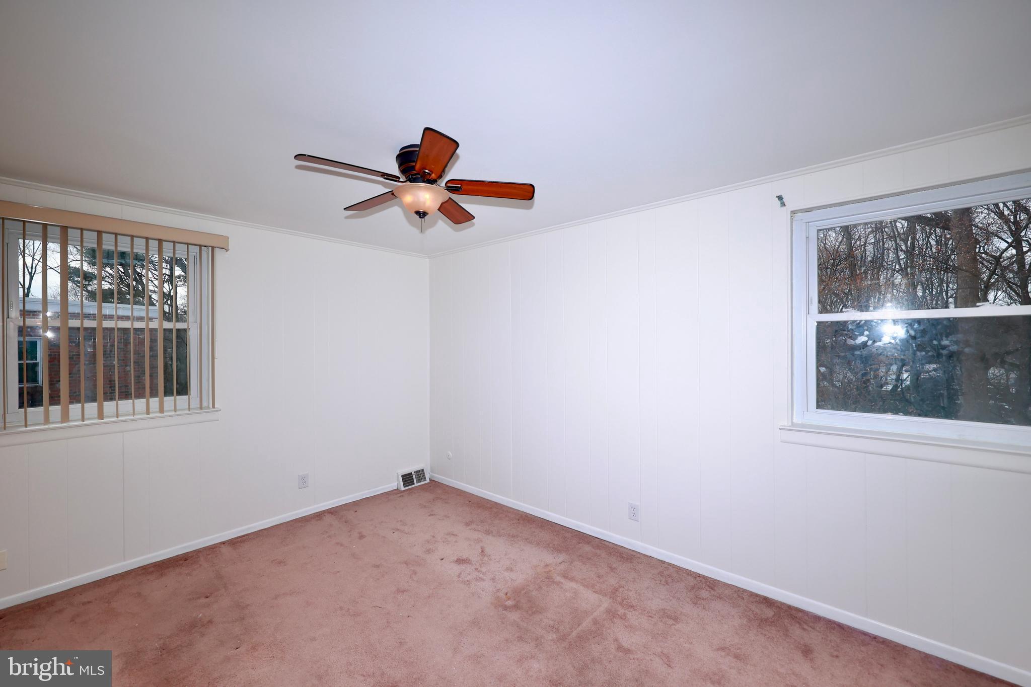 PHILADELPHIA (NORTHEAST) - Residential