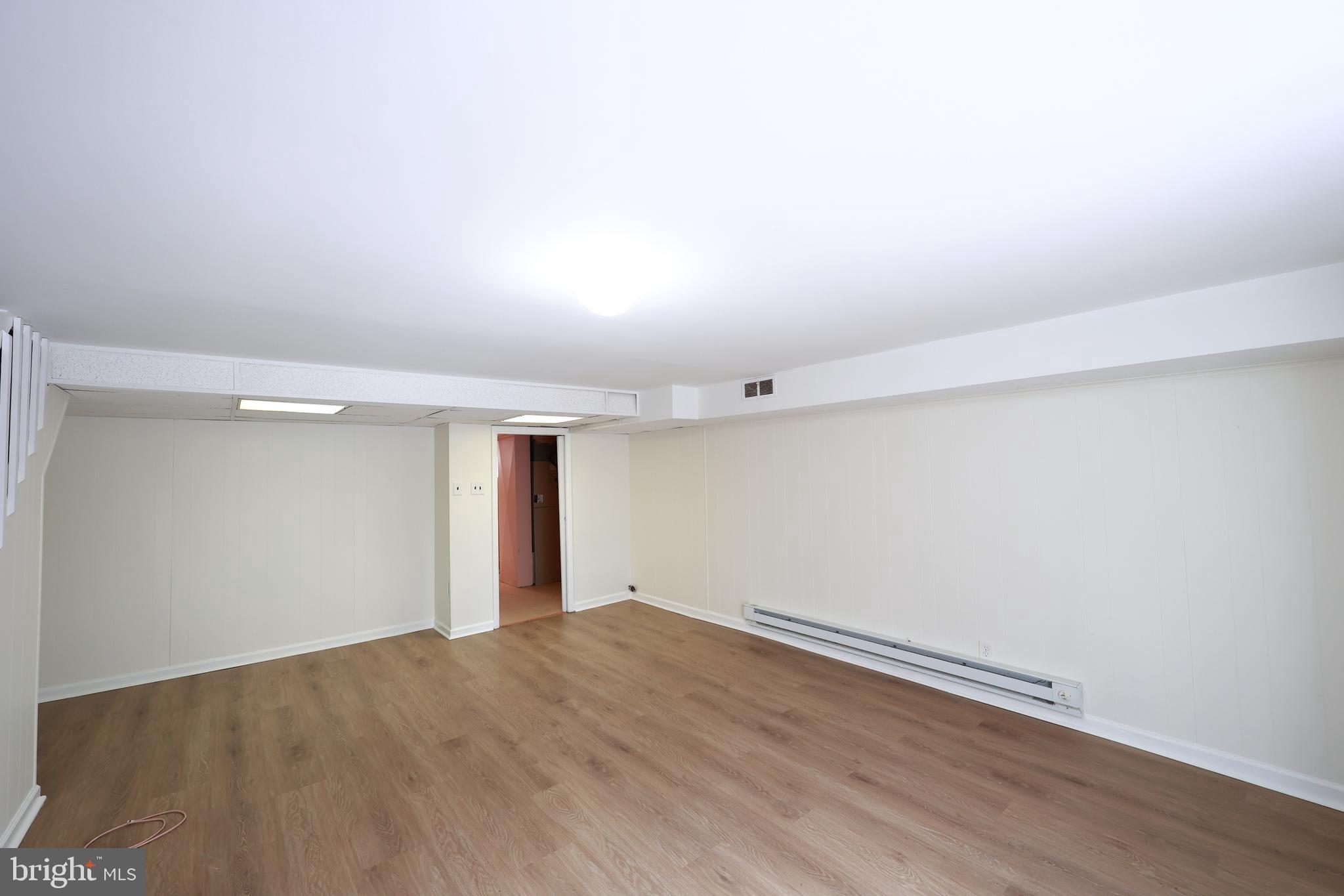 PHILADELPHIA (NORTHEAST) - Residential