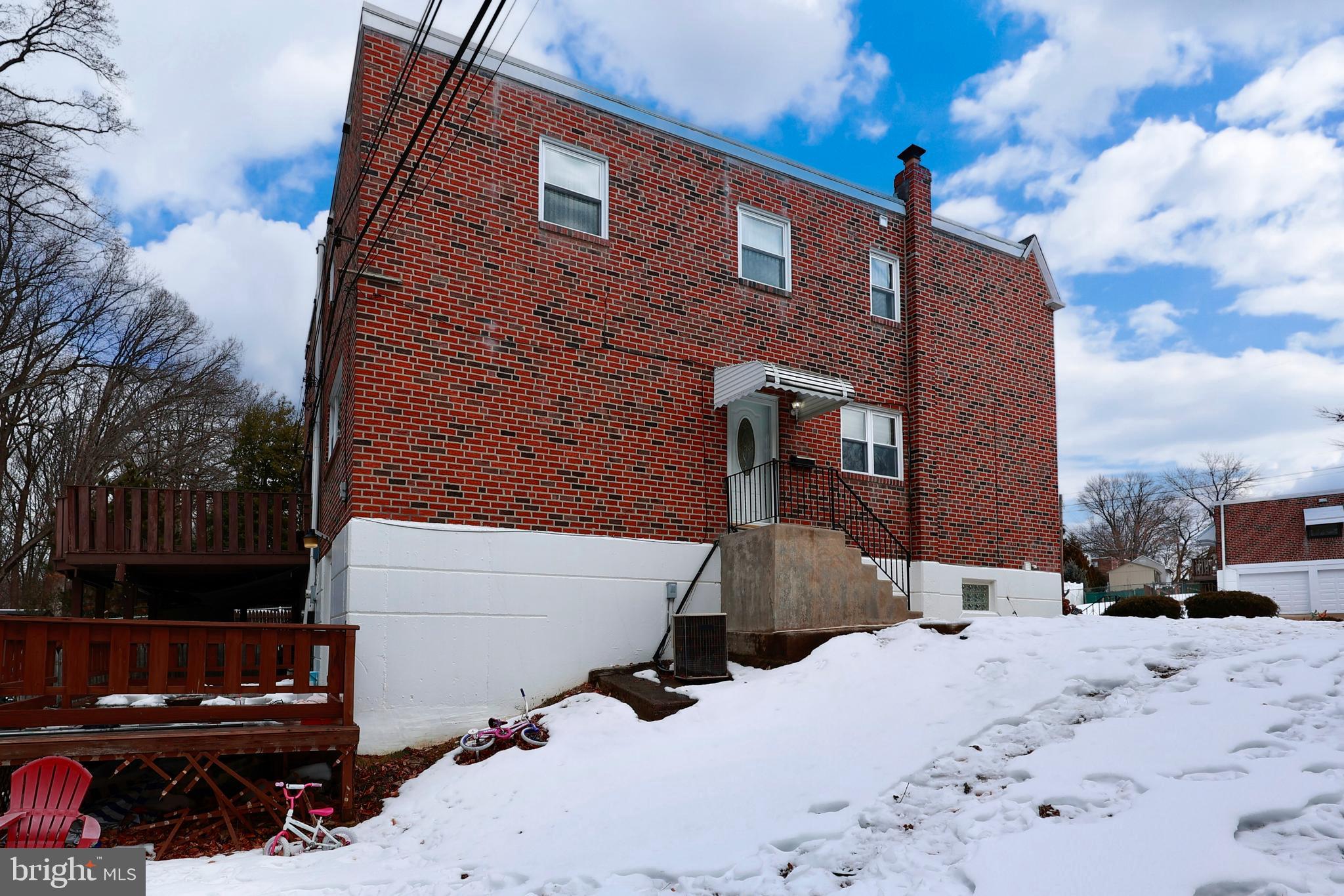 PHILADELPHIA (NORTHEAST) - Residential