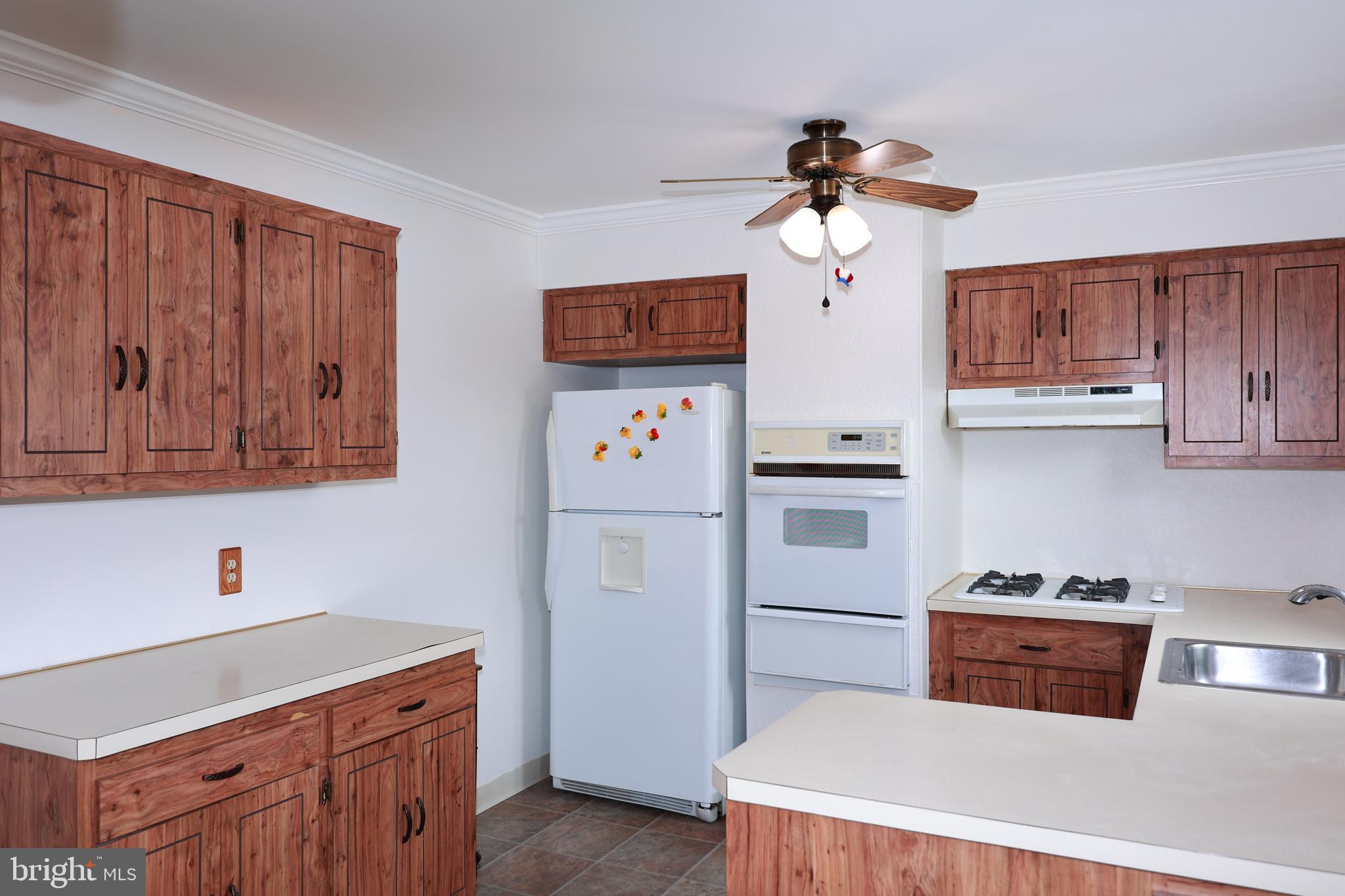 PHILADELPHIA (NORTHEAST) - Residential