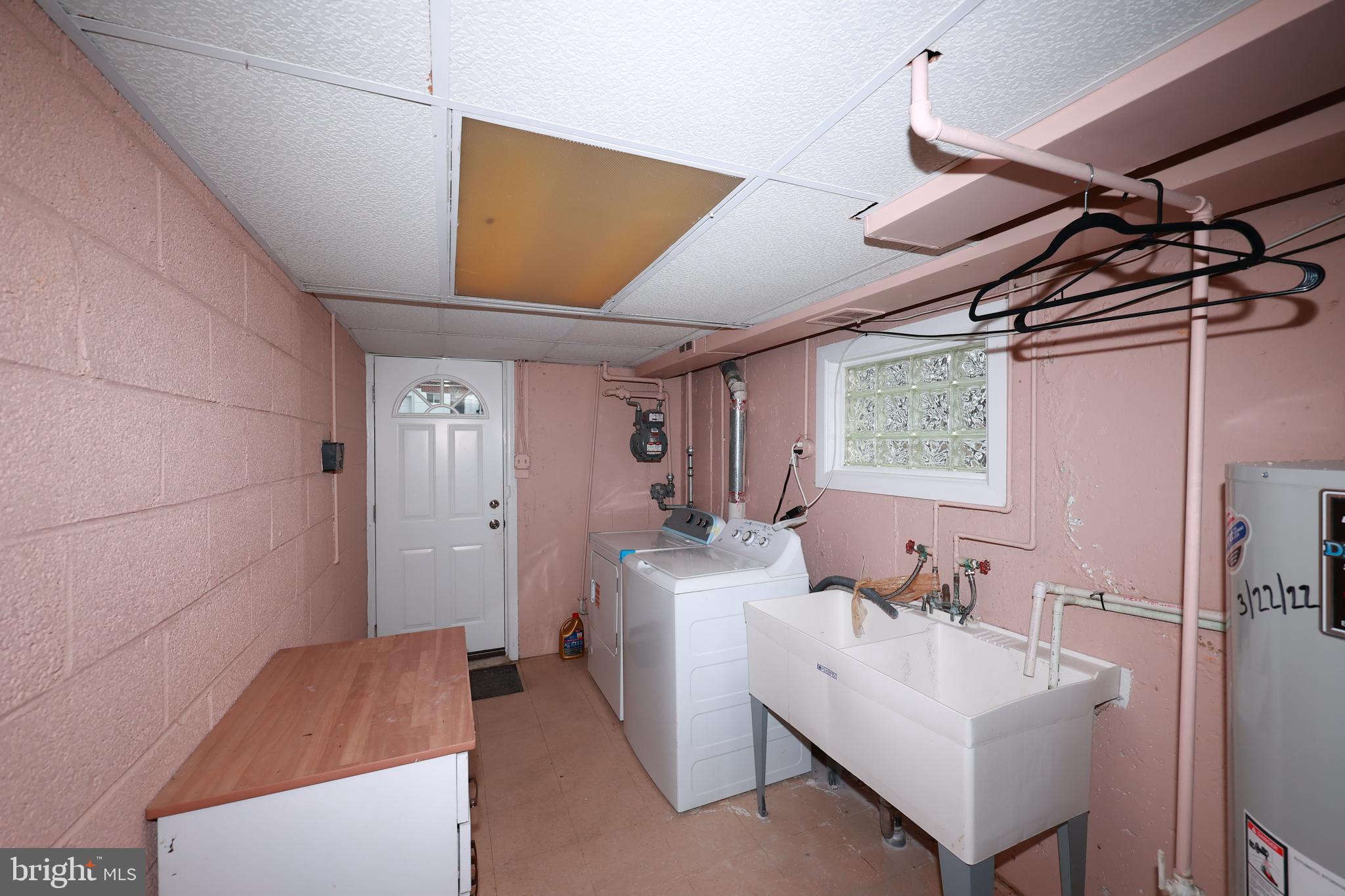 PHILADELPHIA (NORTHEAST) - Residential