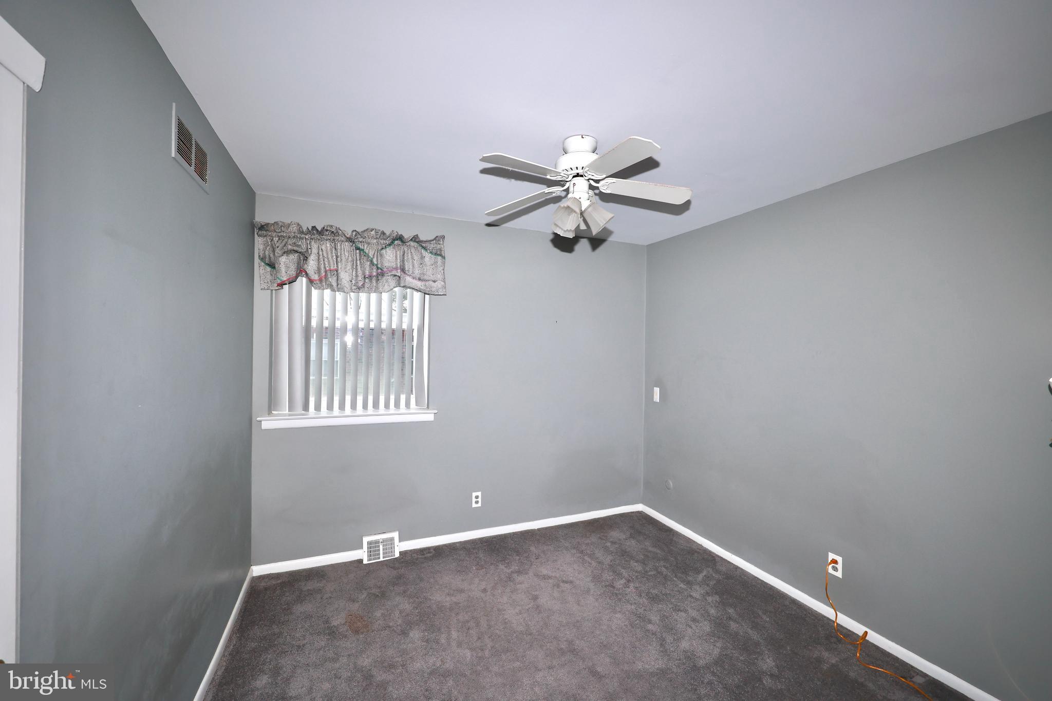 PHILADELPHIA (NORTHEAST) - Residential