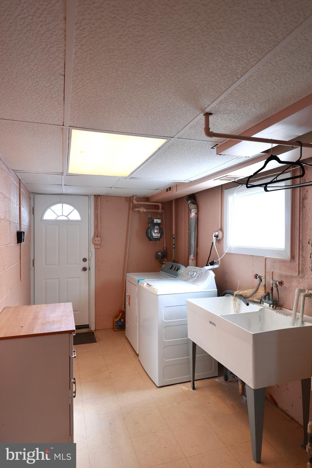 PHILADELPHIA (NORTHEAST) - Residential