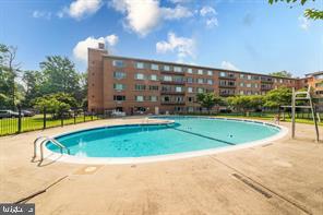 MAIN STREET GREEN - Residential Lease