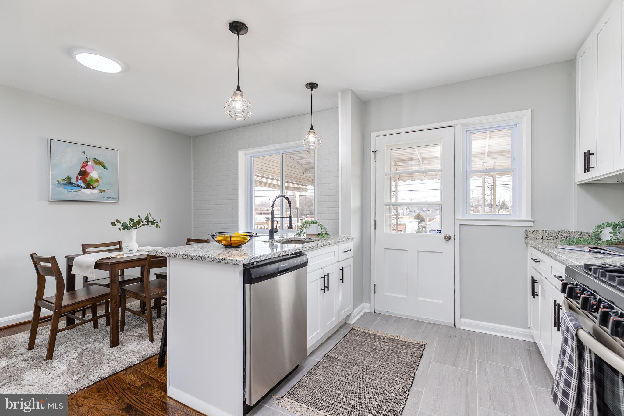 CHARLESMONT - Residential