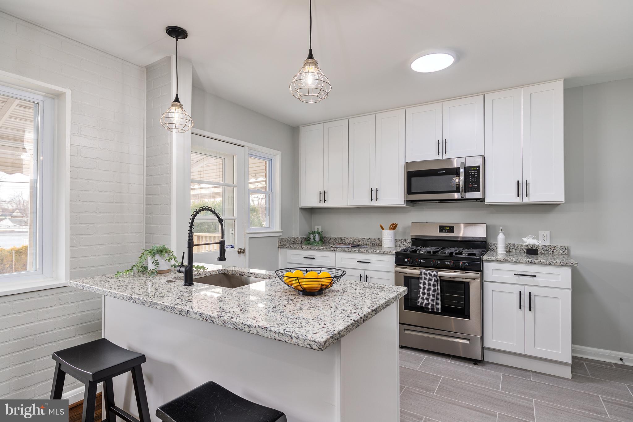 CHARLESMONT - Residential