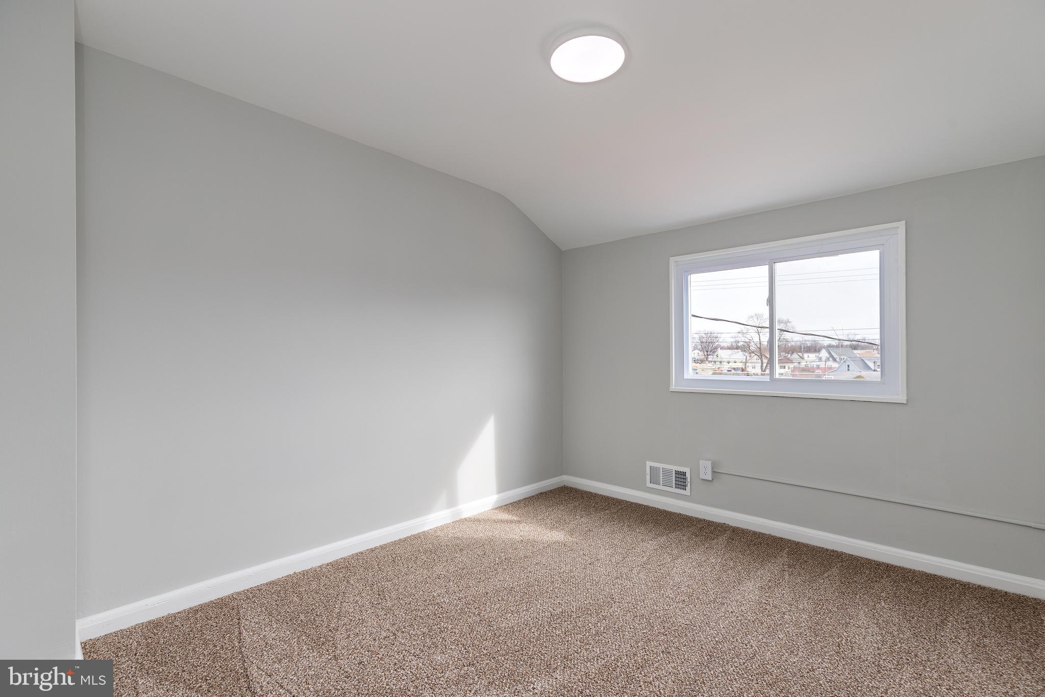 CHARLESMONT - Residential