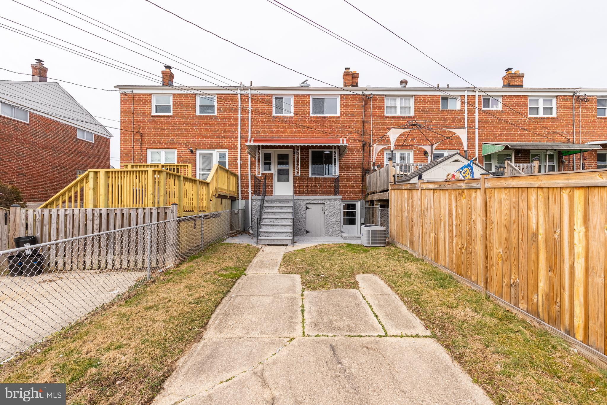 CHARLESMONT - Residential