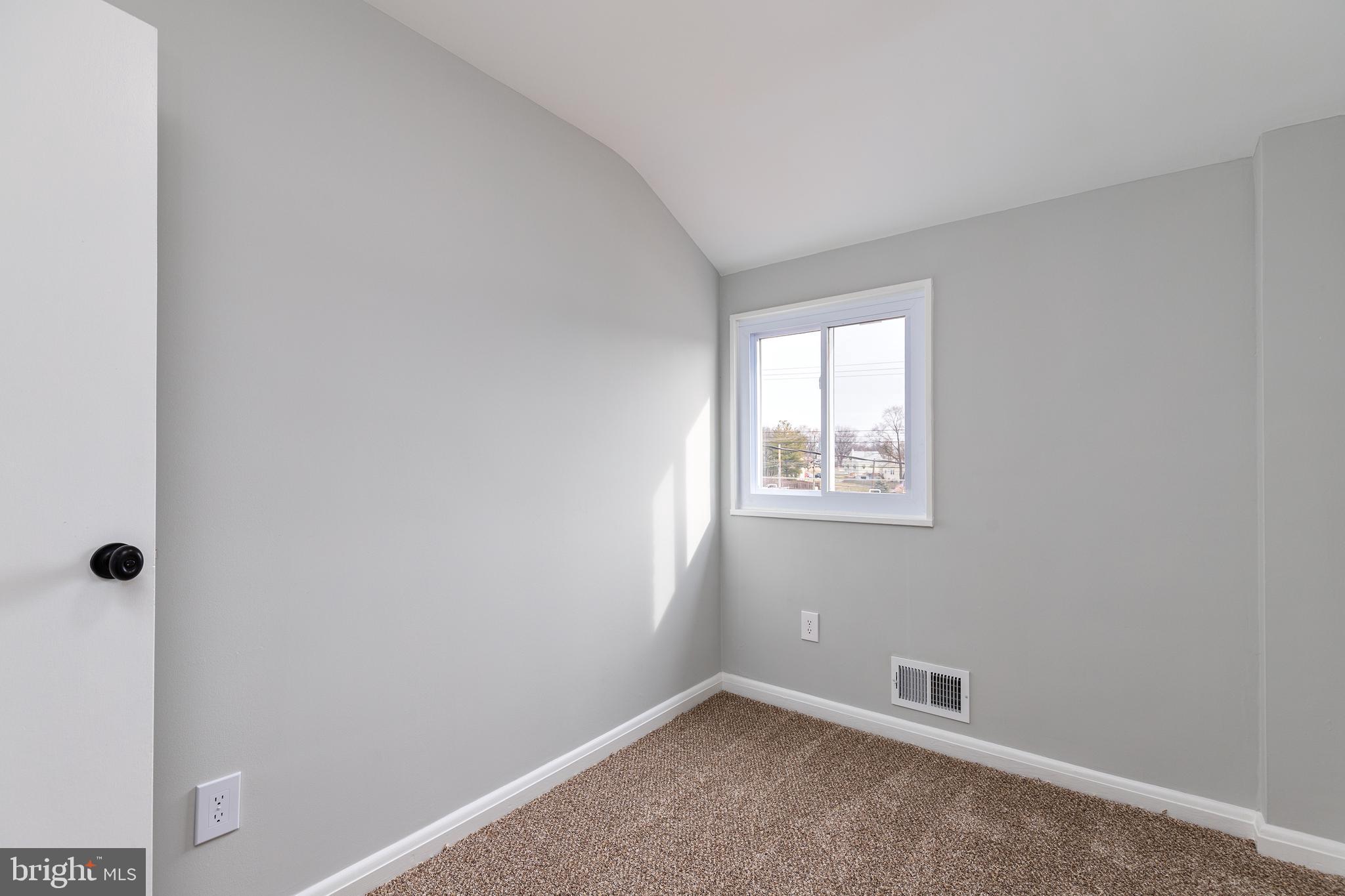 CHARLESMONT - Residential